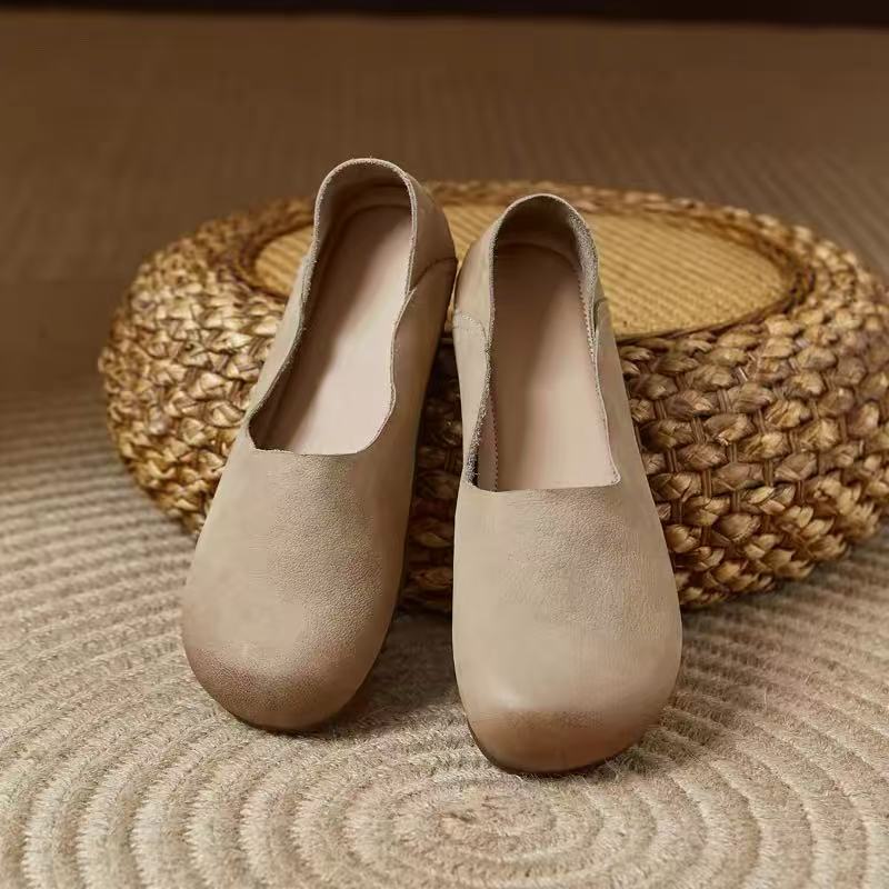 Handmade cowhide women's single shoes, new spring and autumn style, genuine leather soft surface, flat, round toe, literary, forest style, retro grandma shoes
