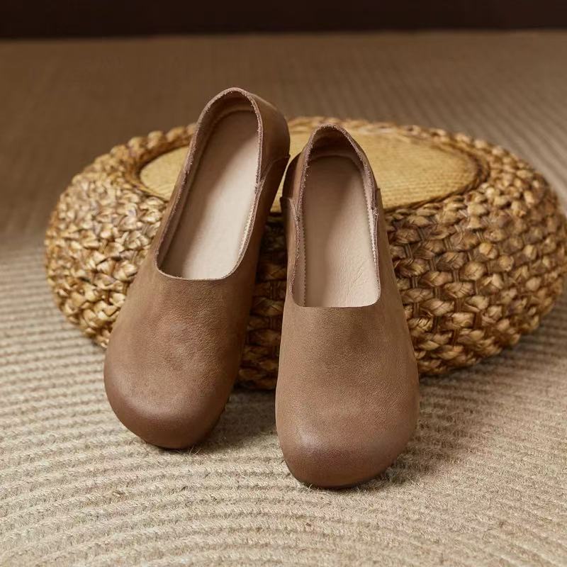 Handmade cowhide women's single shoes, new spring and autumn style, genuine leather soft surface, flat, round toe, literary, forest style, retro grandma shoes